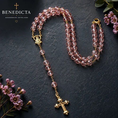 Terço de Cristal Nossa Senhora Aparecida — Leve Sua Fé com Você - Banhado Ouro 18k